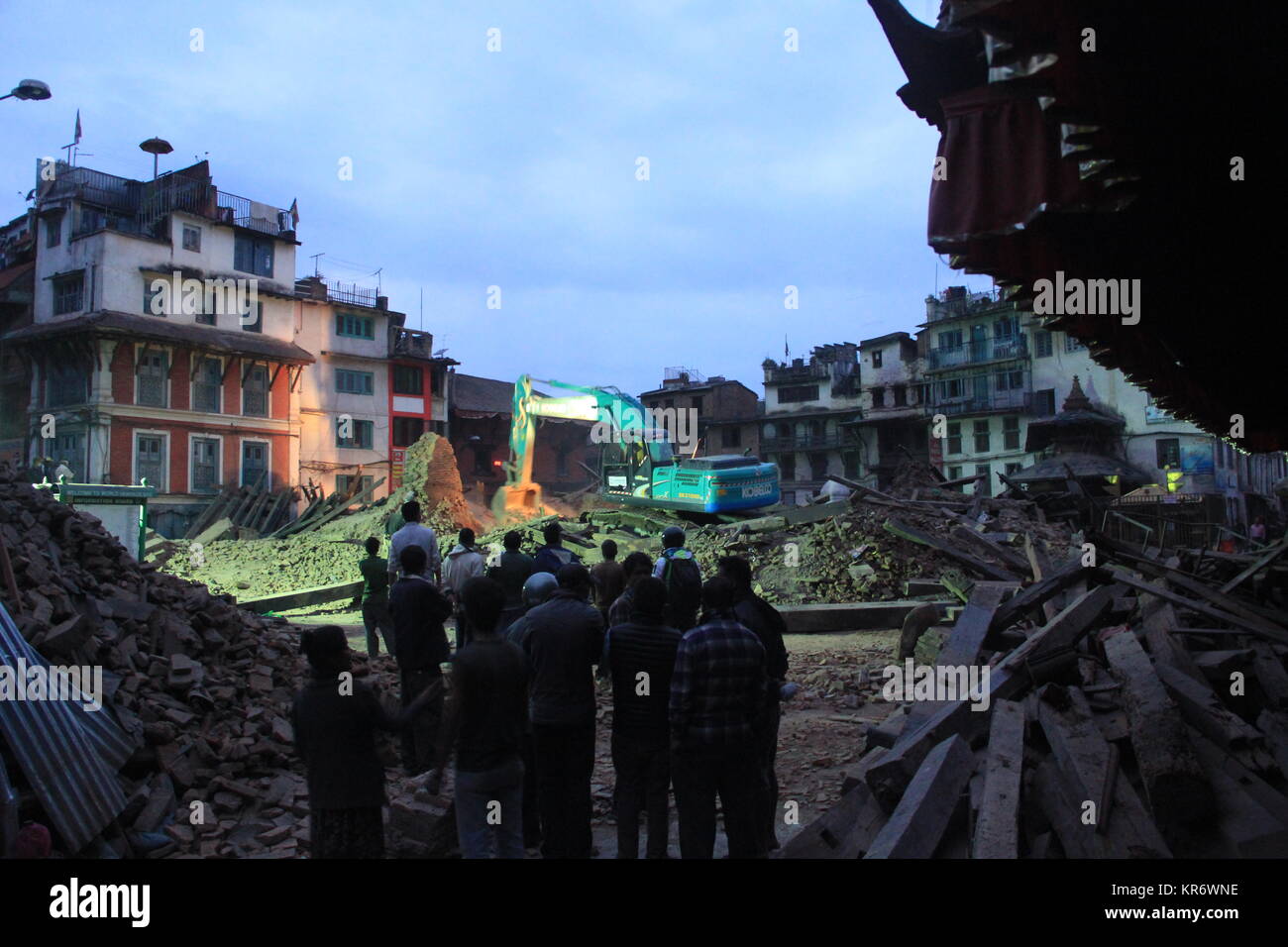 Tempio Kasthamandap dopo 2015 Terremoto in Nepal Foto Stock