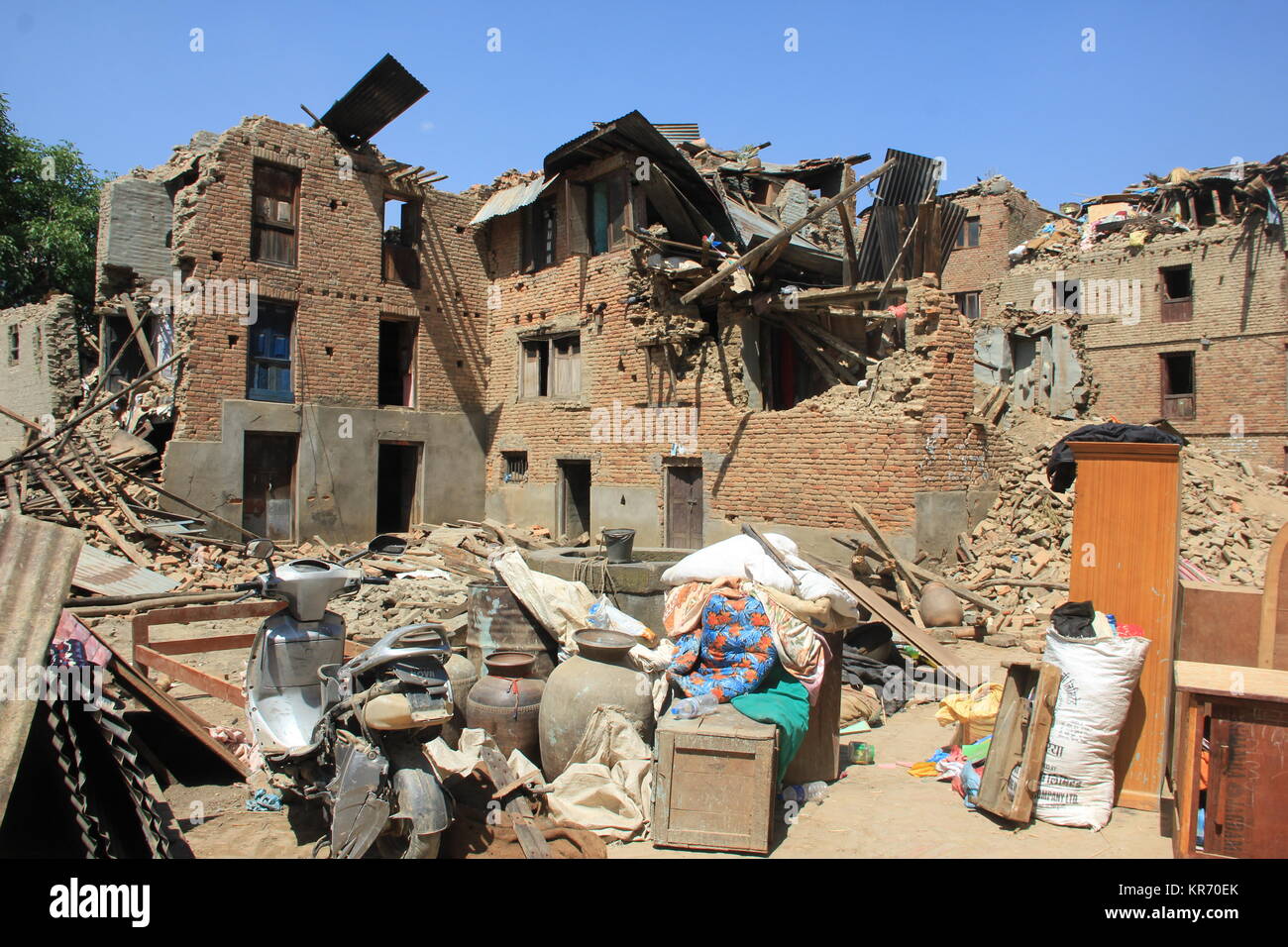 2015 Terremoto villaggio danneggiato a Sankhu, Kathmandu. Foto Stock