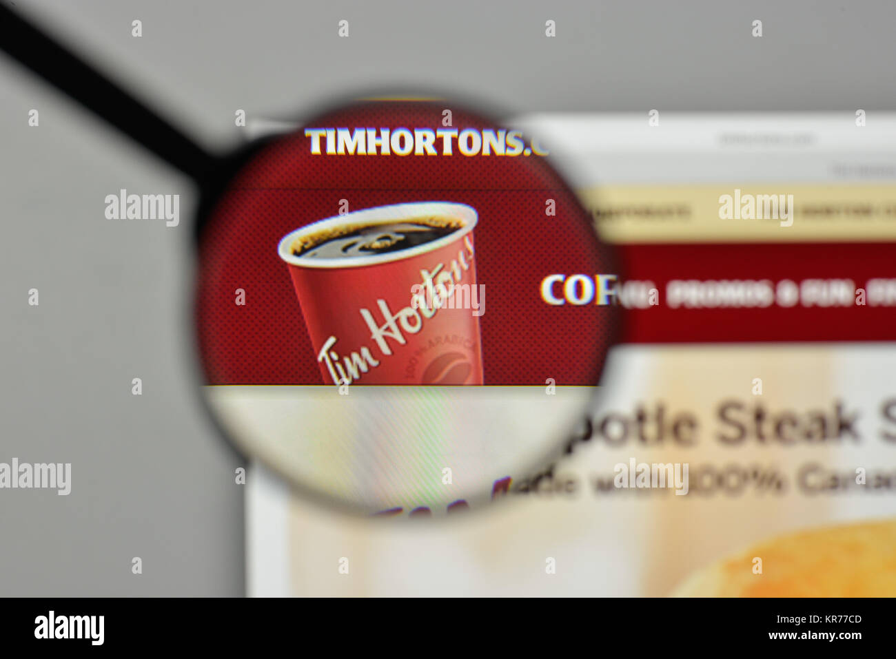 Milano, Italia - 1 Novembre 2017: Tim Hortons logo sulla homepage del sito web. Foto Stock