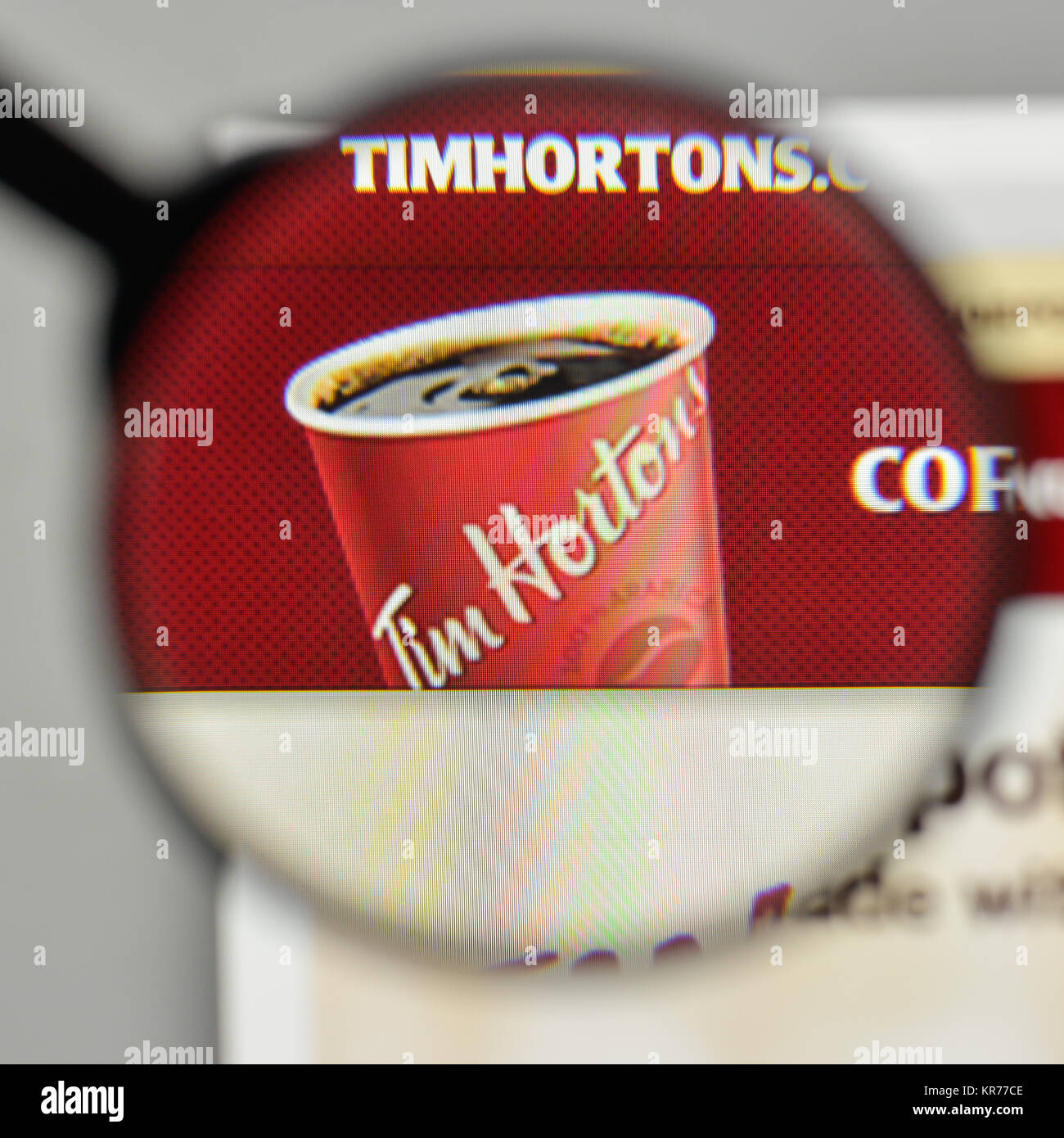 Milano, Italia - 1 Novembre 2017: Tim Hortons logo sulla homepage del sito web. Foto Stock