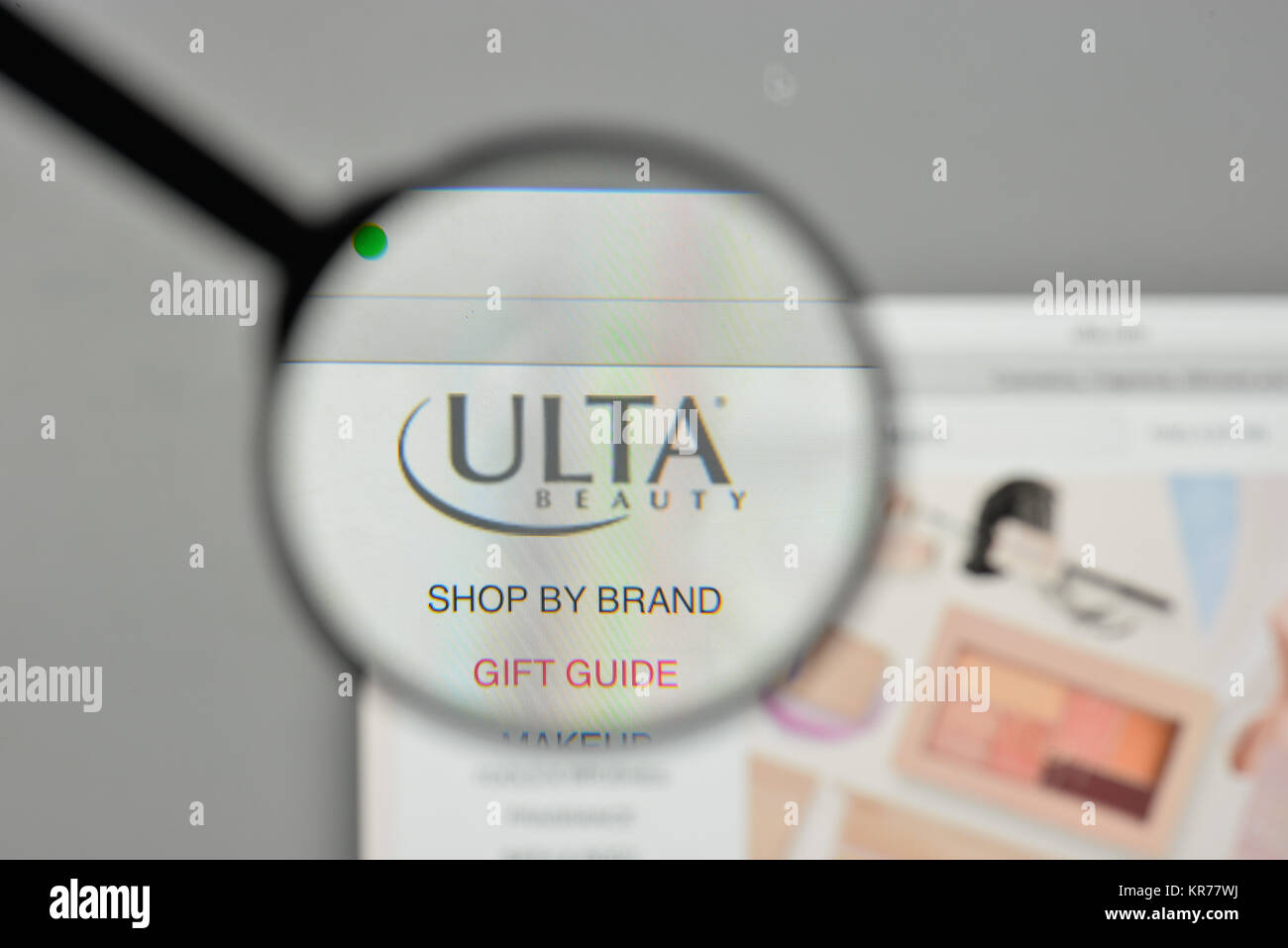 Milano, Italia - 1 Novembre 2017: Ulta bellezza logo sulla homepage del sito web. Foto Stock