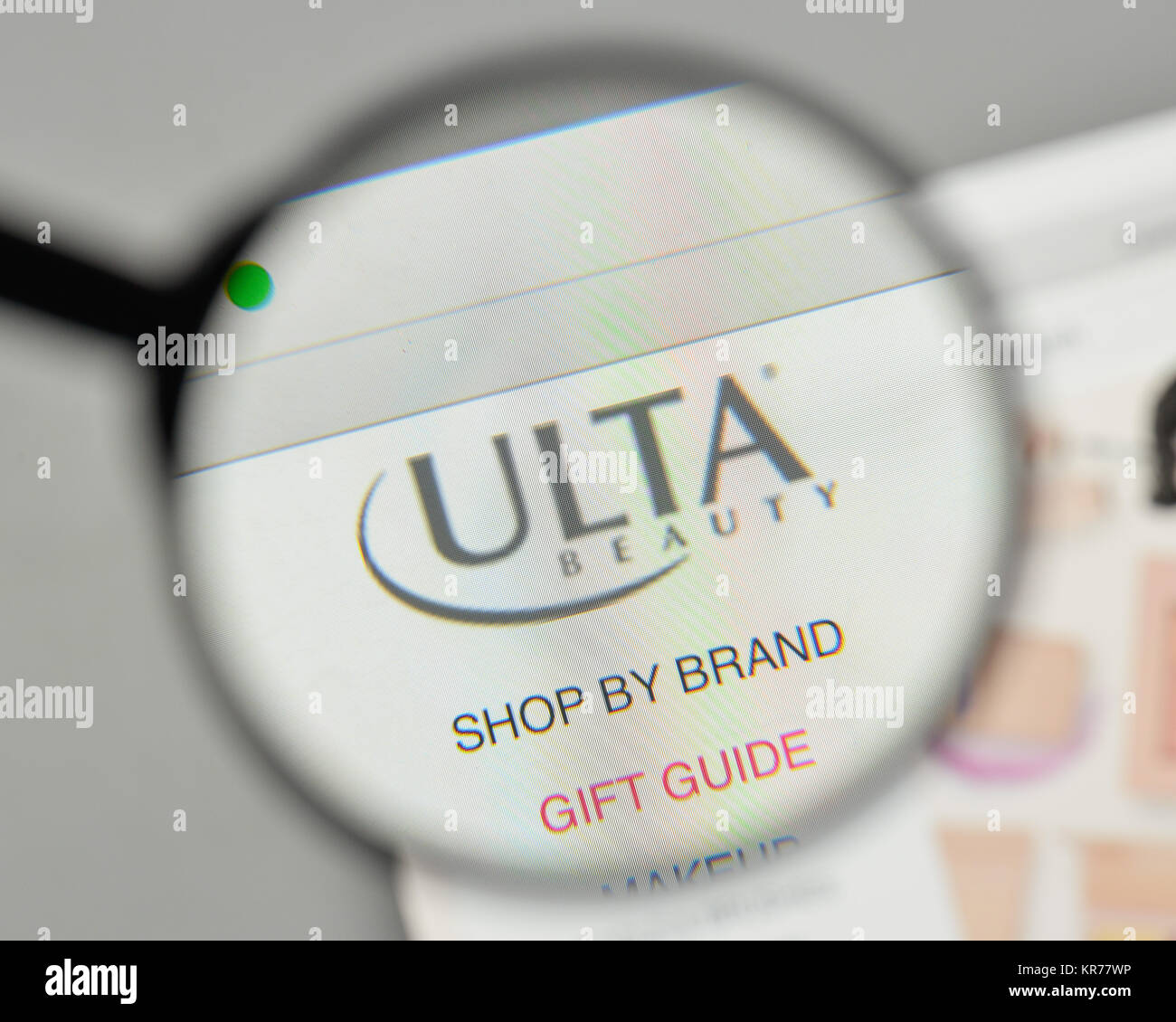 Milano, Italia - 1 Novembre 2017: Ulta bellezza logo sulla homepage del sito web. Foto Stock
