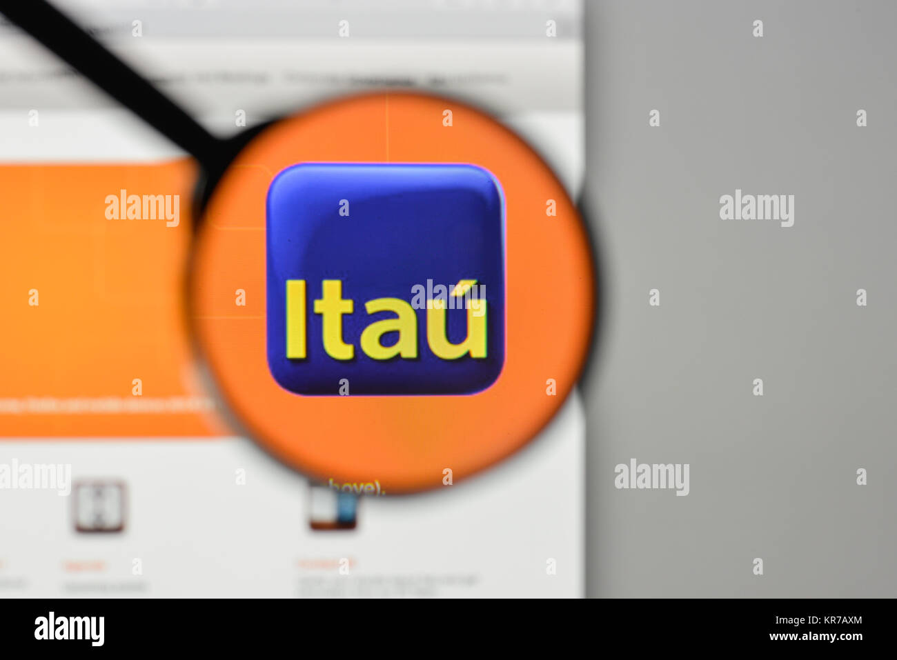 Milano, Italia - 1 Novembre 2017: Itau Unibanco Holding logo sulla homepage del sito web. Foto Stock
