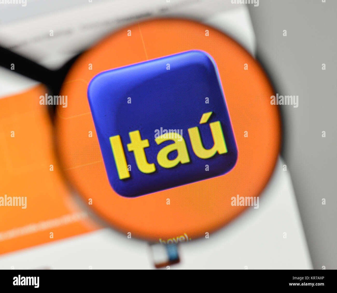 Milano, Italia - 1 Novembre 2017: Itau Unibanco Holding logo sulla homepage del sito web. Foto Stock