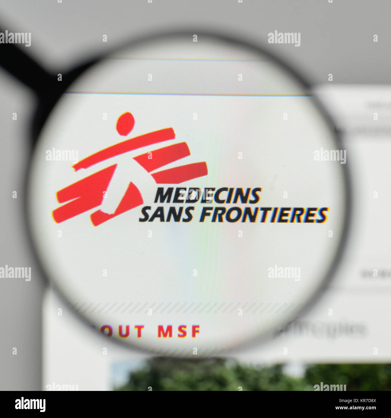 Milano, Italia - 1 Novembre 2017: Medecins sans frontieres logo sulla homepage del sito web. Foto Stock