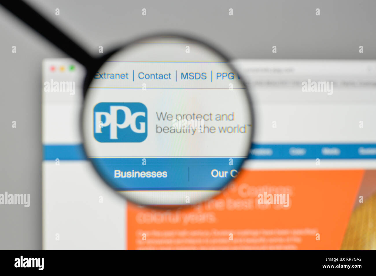 Milano, Italia - 1 Novembre 2017: PPG Industries logo sulla homepage del sito web. Foto Stock