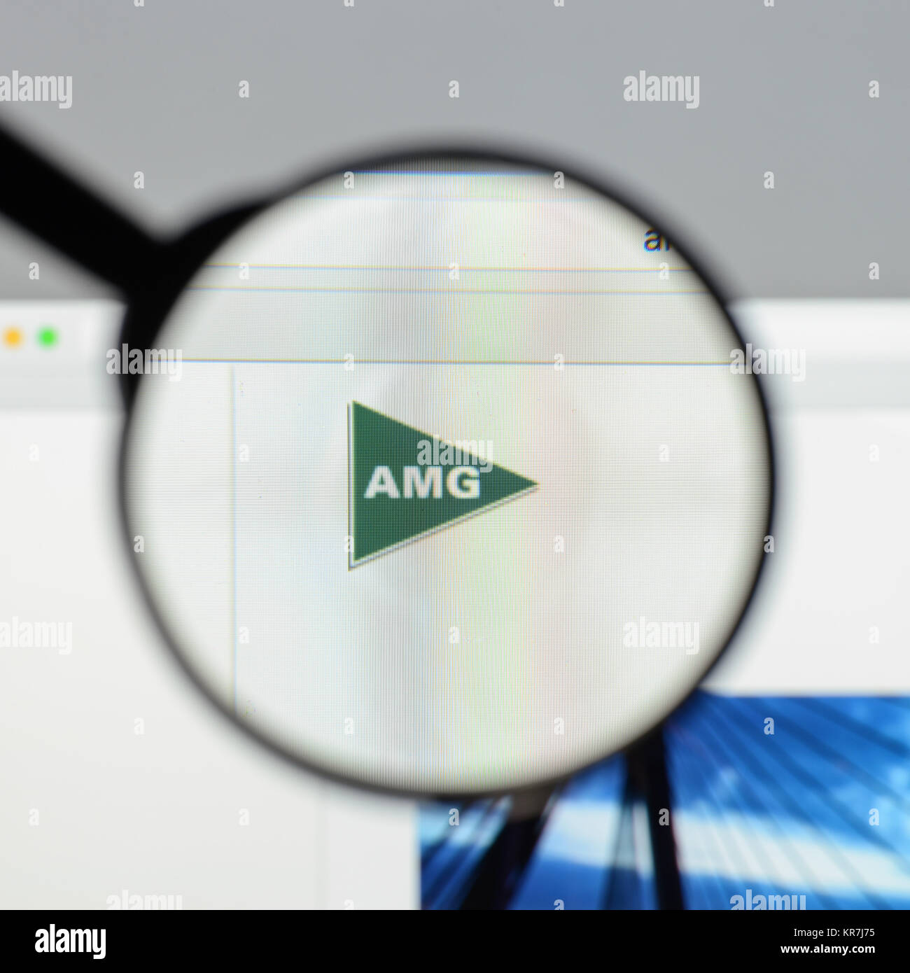 Milano, Italia - 10 agosto 2017: affiliata gruppo Managers website homepage. Si tratta di un American international investment management company . Il logo AMG V Foto Stock