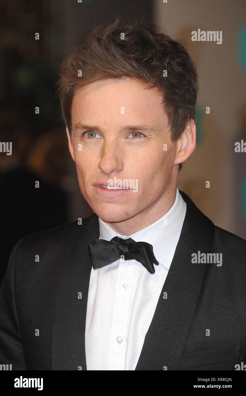 Eddie Redmayne assiste l'EE British Academy Film Awards 2016 presso la Royal Opera House di Londra. 14 febbraio 2015 © Paul Treadway Foto Stock