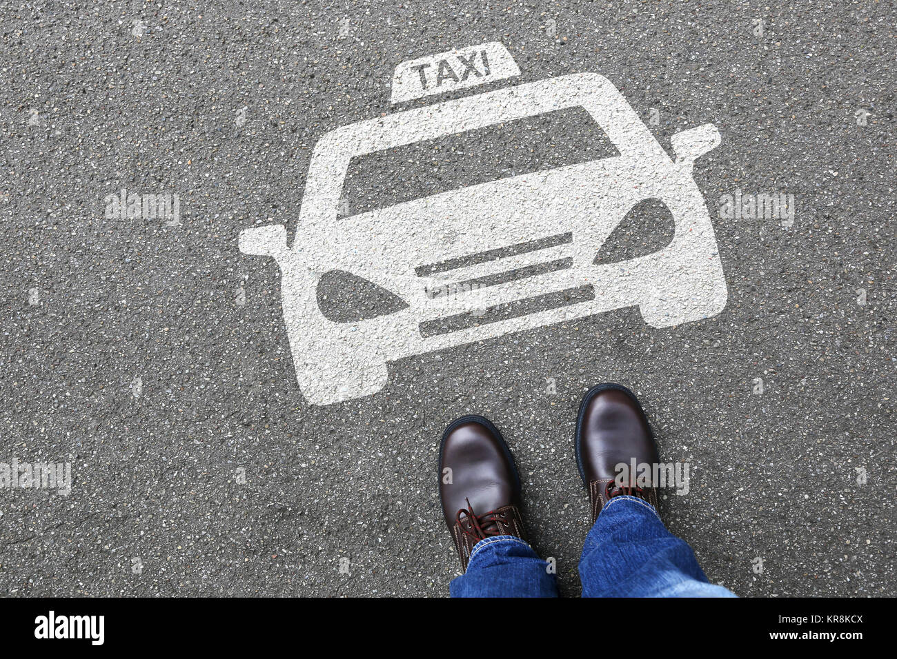 Uomo Uomo taxi auto logo piastra di strada del veicolo di trasporto urbano la mobilità Foto Stock