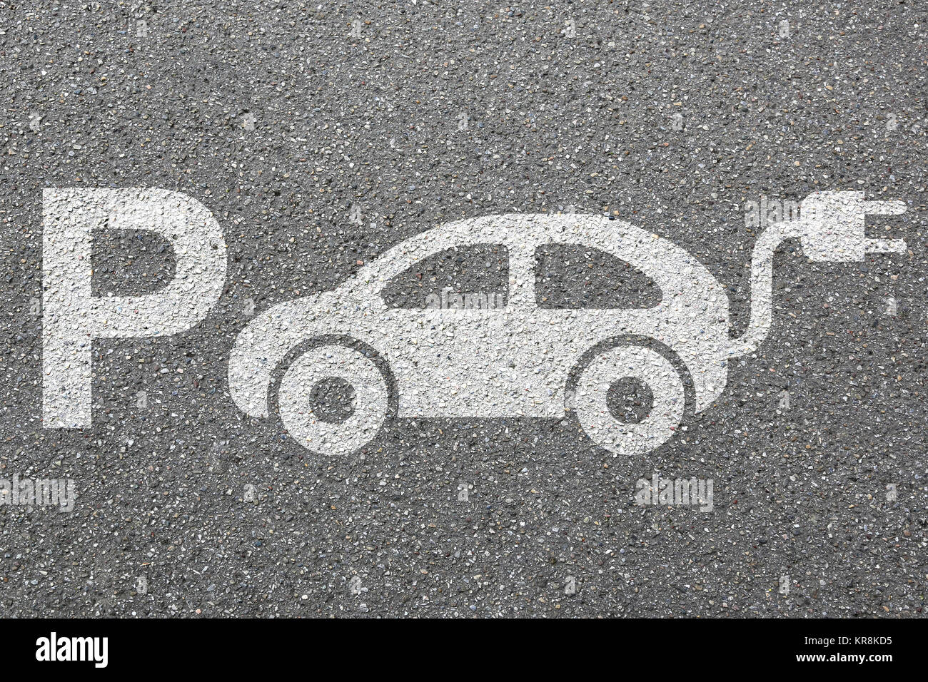 Parcheggio auto elettrica electric car park auto città ambiente ecologico Foto Stock