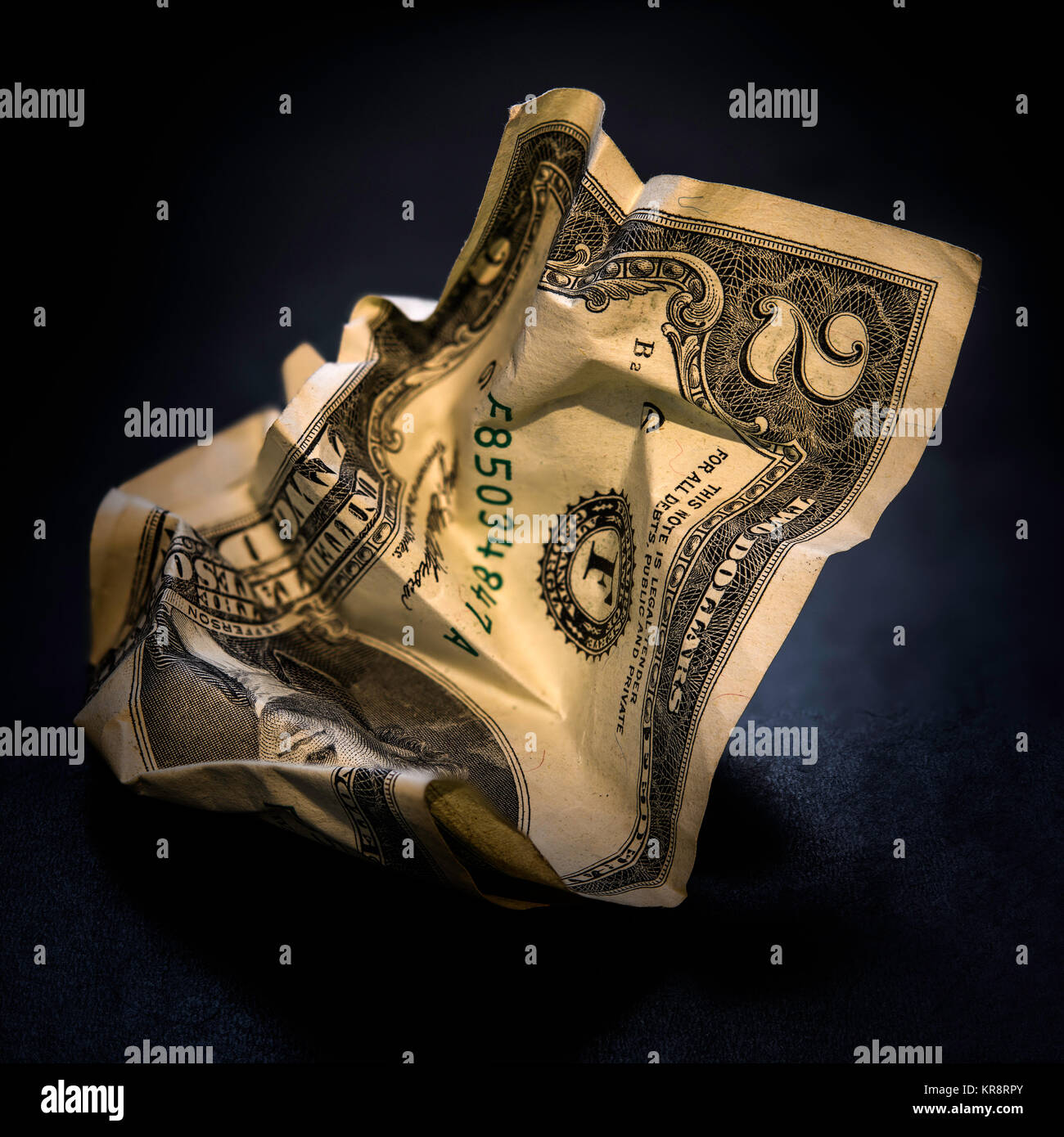 Crumpled americano due dollari Foto Stock