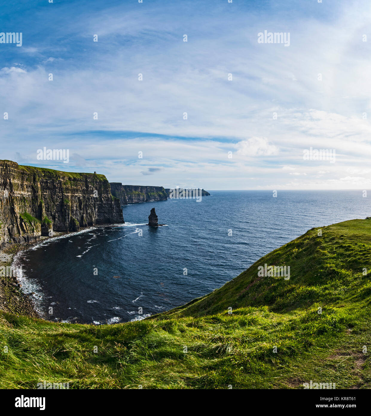 Irlanda, Clare County, paesaggio di scogliere di Moher Foto Stock