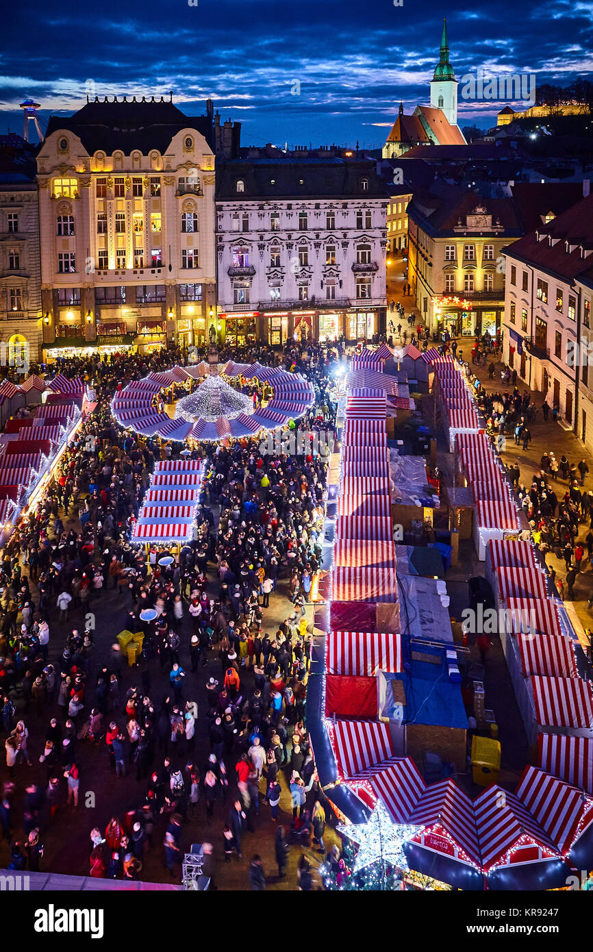 Christmas market bratislava slovakia immagini e fotografie stock ad alta  risoluzione - Alamy