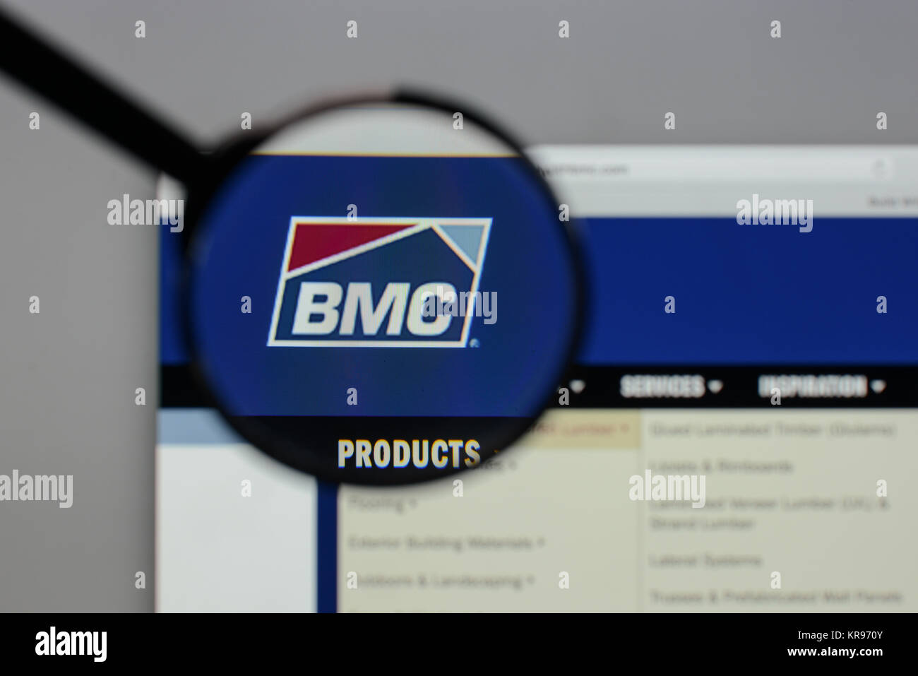 Milano, Italia - 10 agosto 2017: BMC Stock Holdings logo sulla homepage del sito web. Foto Stock