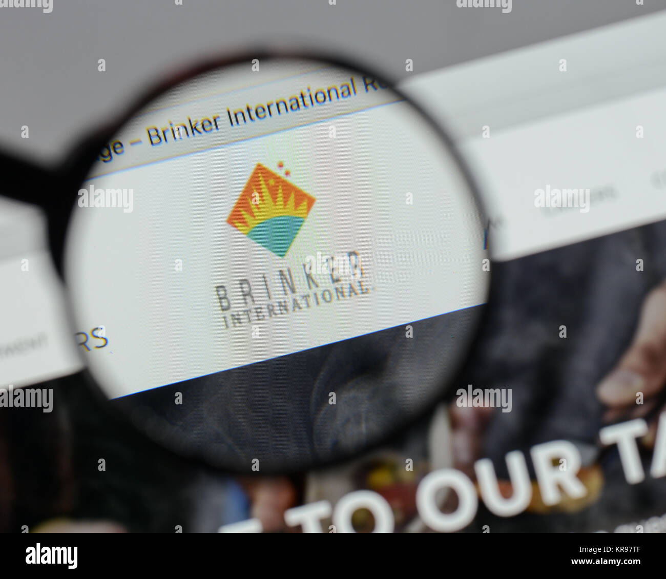 Milano, Italia - 10 agosto 2017: Brinker International logo sulla homepage del sito web. Foto Stock