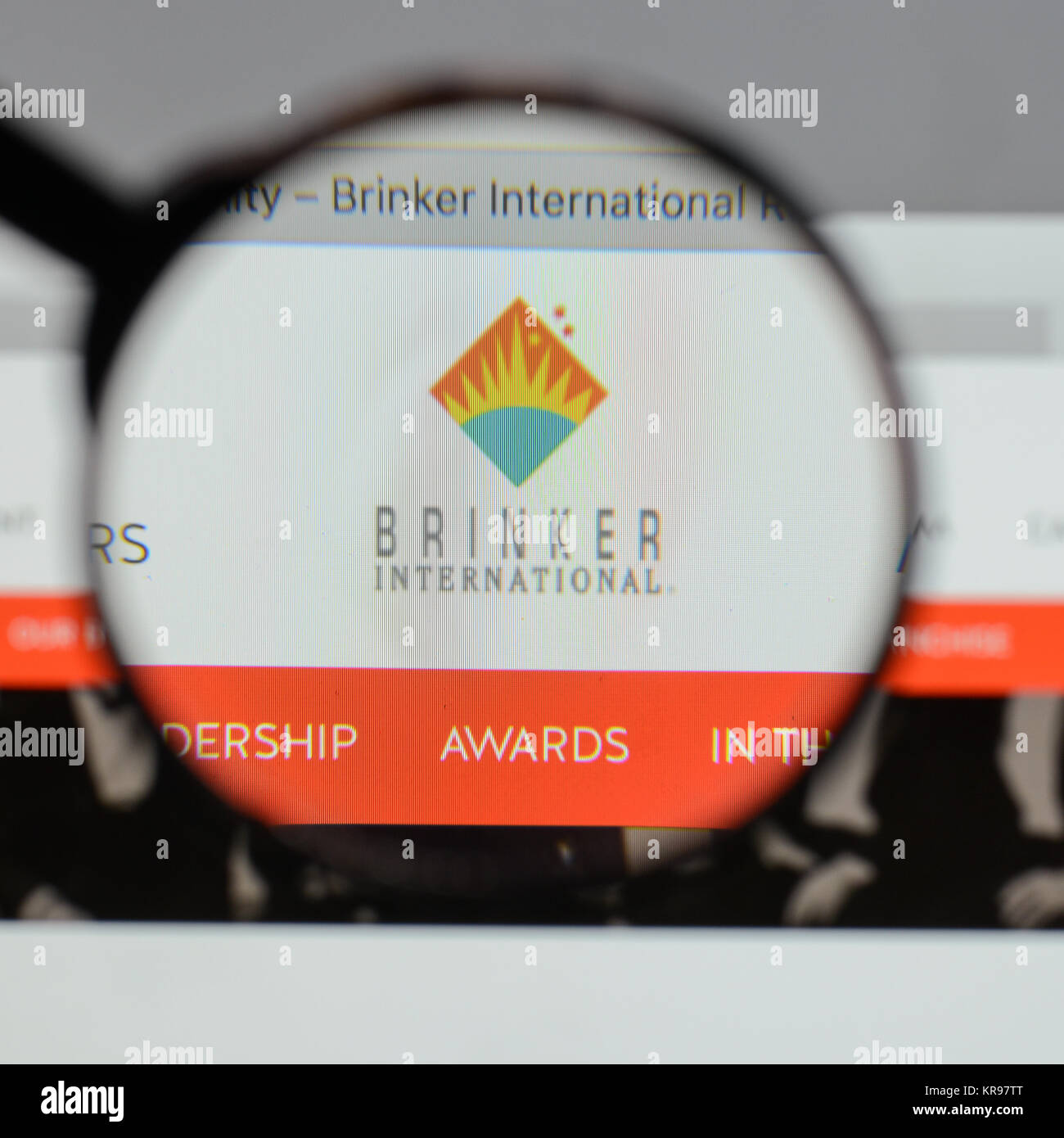 Milano, Italia - 10 agosto 2017: Brinker International logo sulla homepage del sito web. Foto Stock