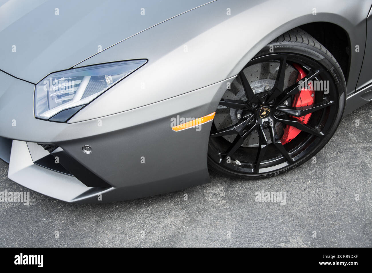 Lamborghini Aventador - piatto esterno metallico - dettaglio Foto Stock