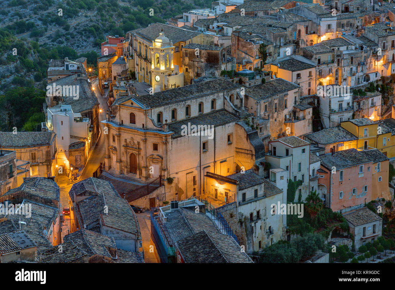 parte del centro storico di ragusa ibla in sicilia al mattino presto Foto  stock - Alamy