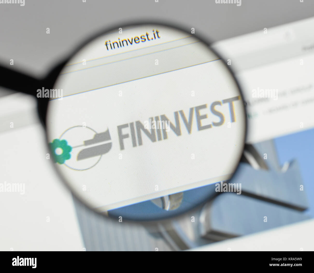 Milano, Italia - 10 agosto 2017: Fininvest logo sulla homepage del sito web. Foto Stock