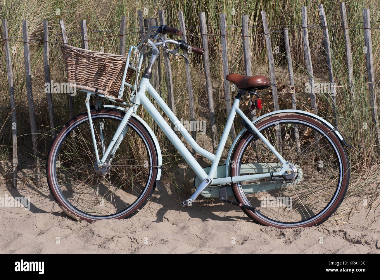 In bicicletta in duna Foto Stock