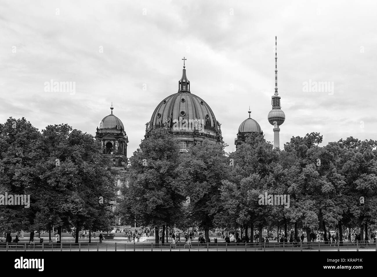 Cattedrale di Berlino e la torre della radio Foto Stock