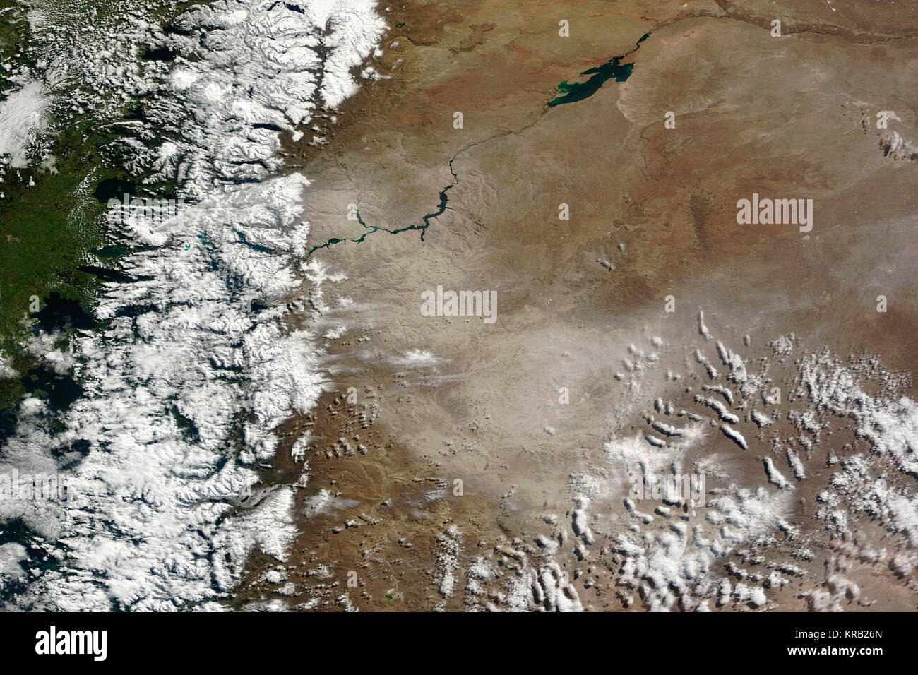 Eruzione costante di Puyehue-Cordón Caulle, Cile Agosto 30, 2011 Foto Stock