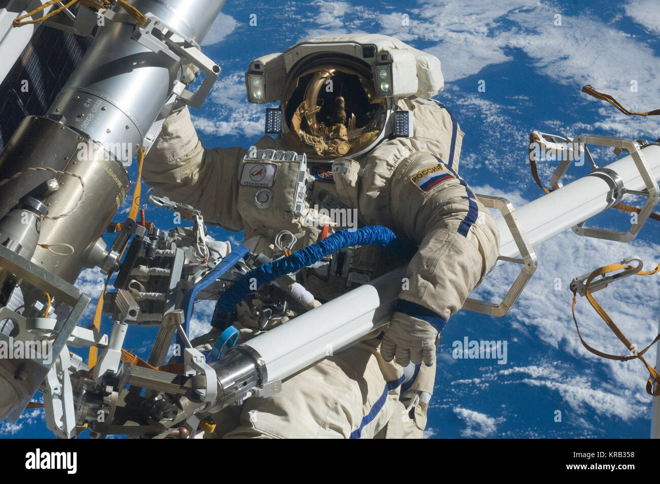 ISS-30 EVA Anton Shkaplerov Foto Stock
