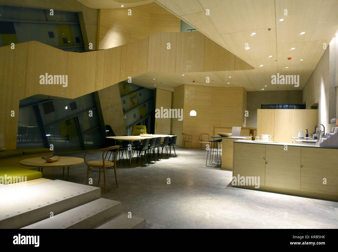 Maggie's Centro per i pazienti malati di cancro a San Bartolomeo del Hospital di Londra dall'architetto Steven Holl Foto Stock