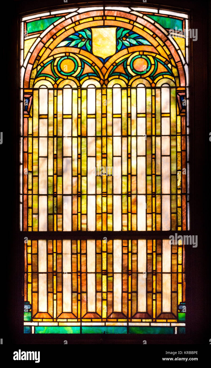 Dettaglio di una vetrata nel 1908 Lakewood Memorial Chapel, Minneapolis, Minnesota progettato da Harry Wild Jones Foto Stock