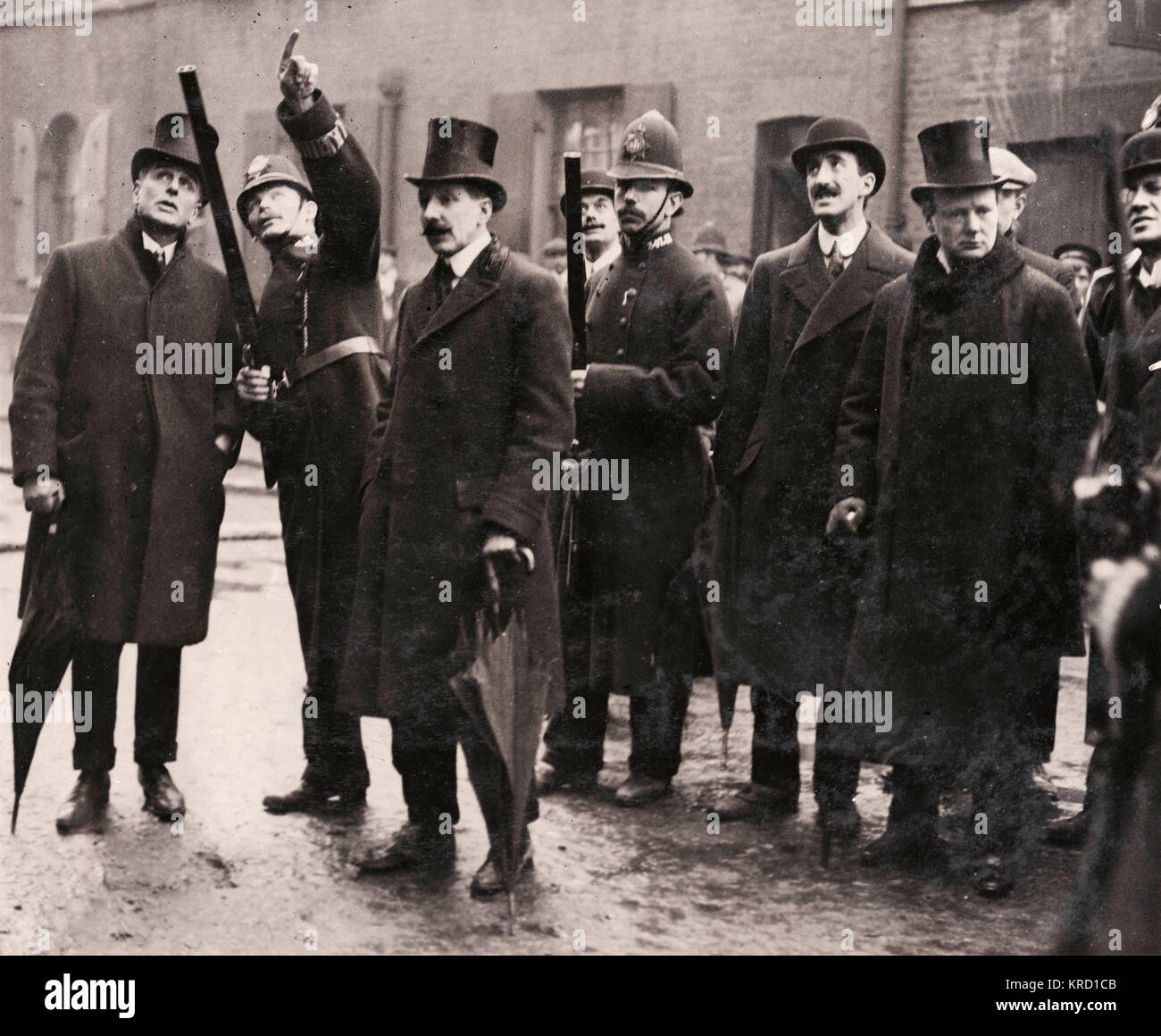 Winston Churchill in Sidney Street, East London Foto Stock