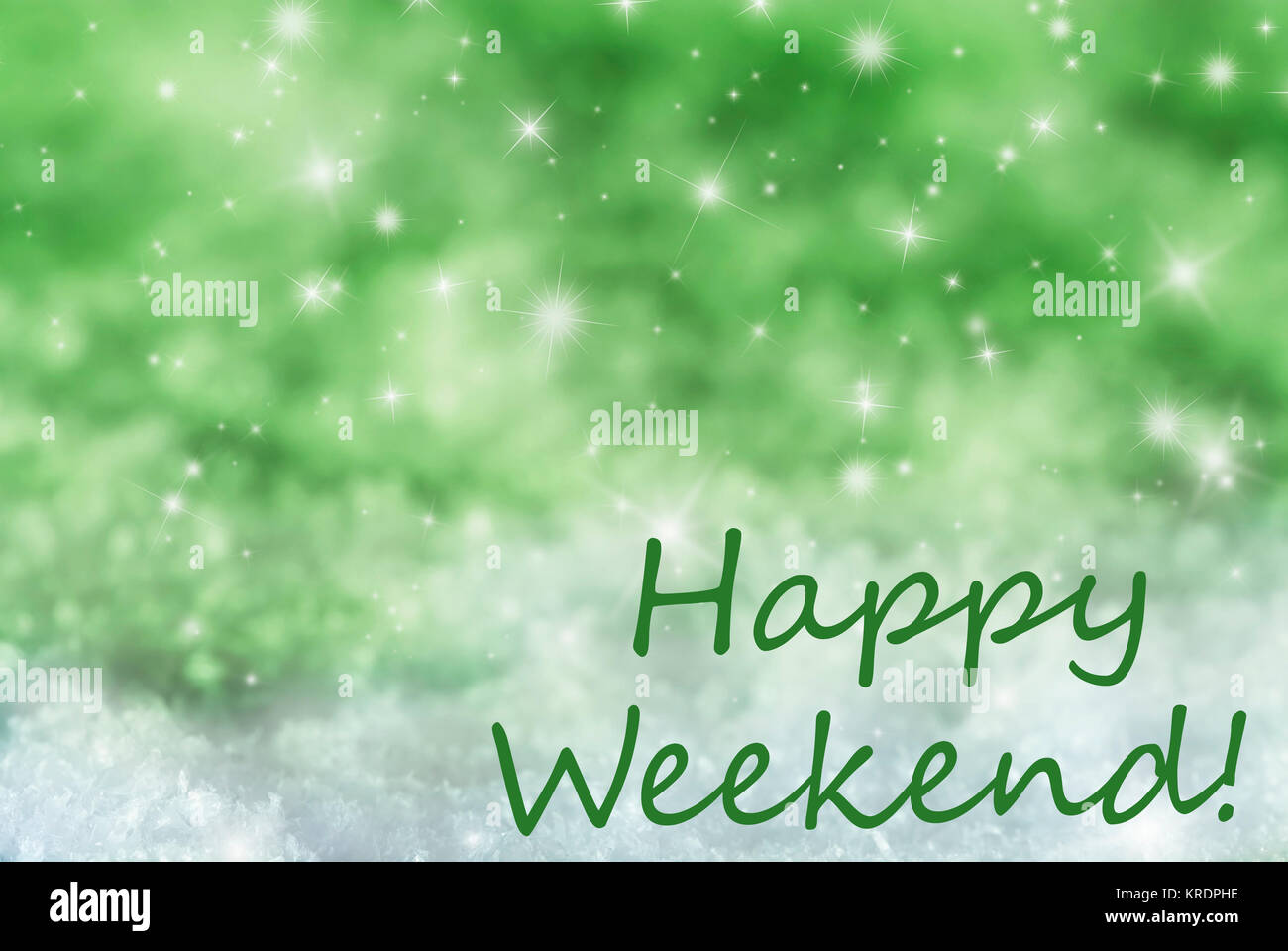 Testo inglese Happy Weekend. Verde di Natale scintillante di sfondo o texture con la neve. Copia dello spazio per il testo qui Foto Stock