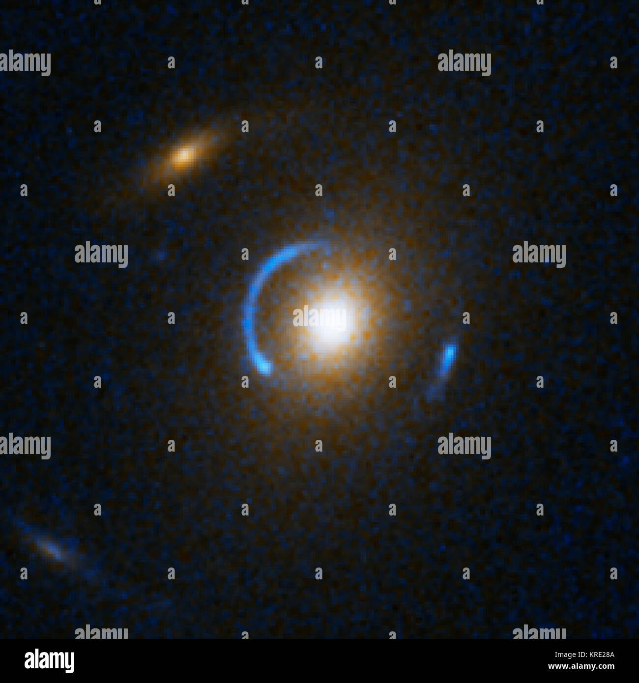 Anello di Einstein SDSS J120540.43 491029.3 Foto Stock