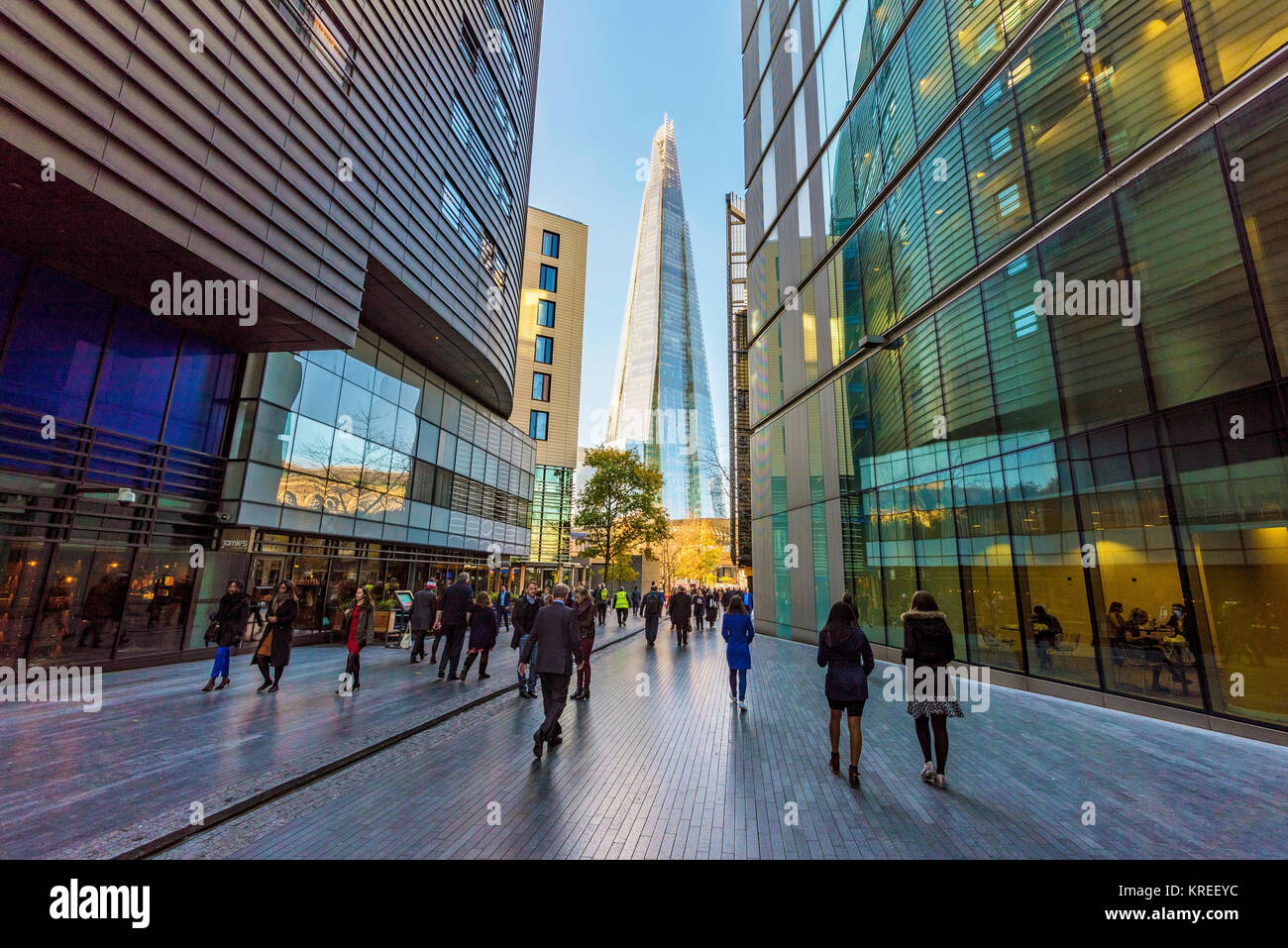 LONDON, Regno Unito - 06 novembre: City of London financial district area ufficio su Novembre 06, 2017 a Londra Foto Stock