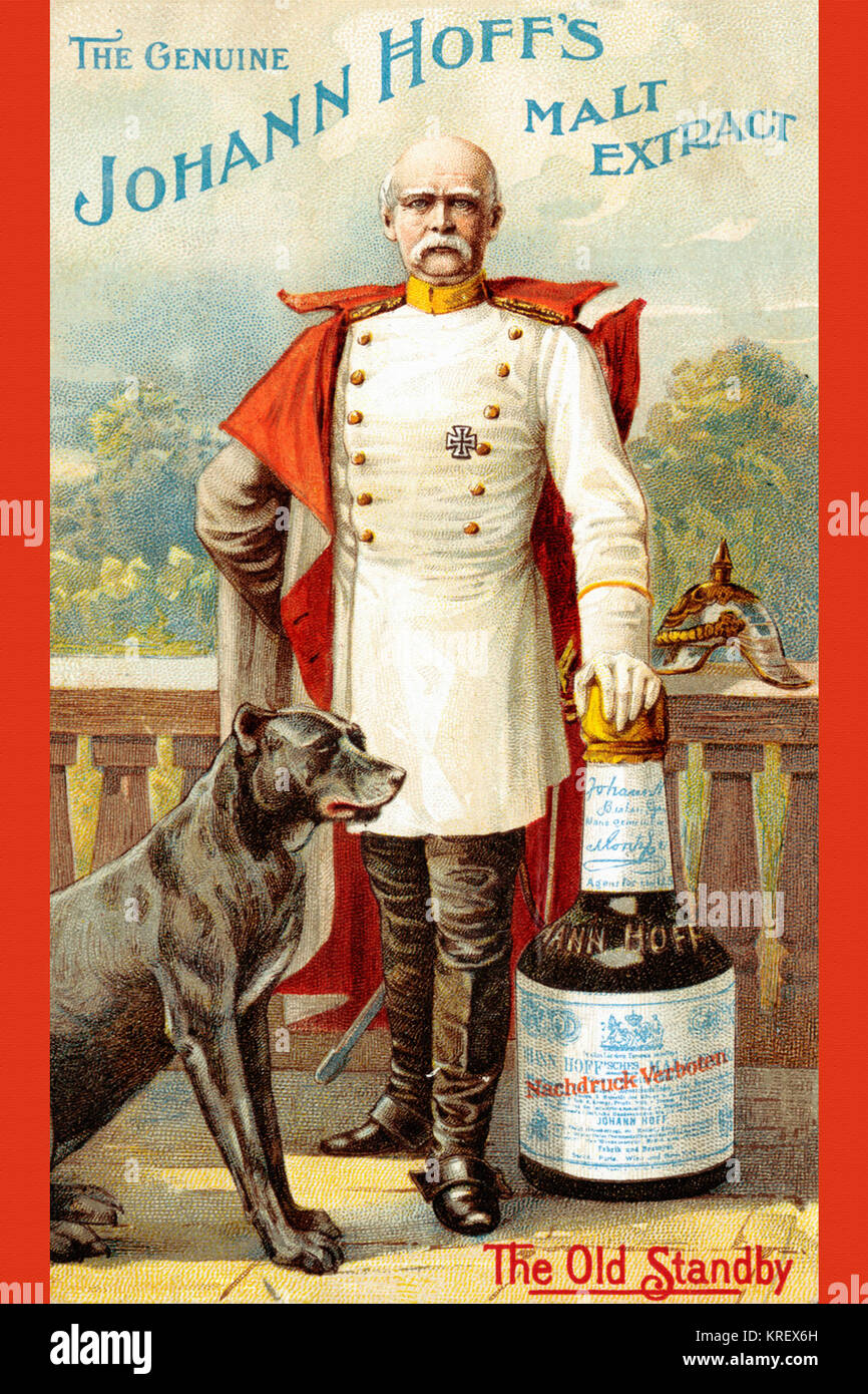 'Victorian scheda commerciale per ''l'Autentica Johann Hoff di estratto di malto - il vecchio standby.'' Una imperiale funzionario tedesco si appoggia contro una grande bottiglia di liquore di malto. Il suo cane dal suo lato." Foto Stock