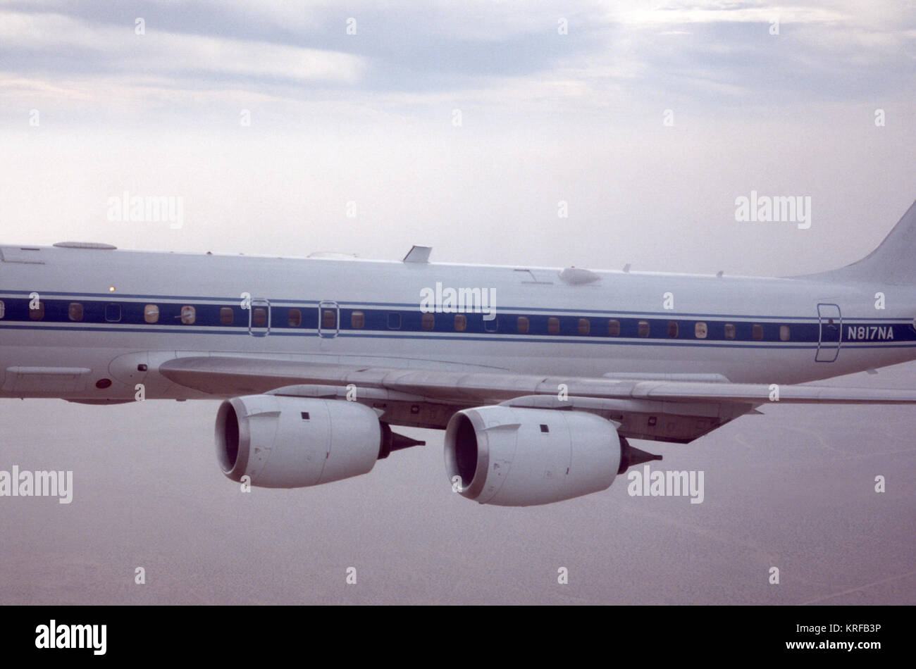 Due dei quattro CFM 56 motori di un DC-8 72 Foto Stock