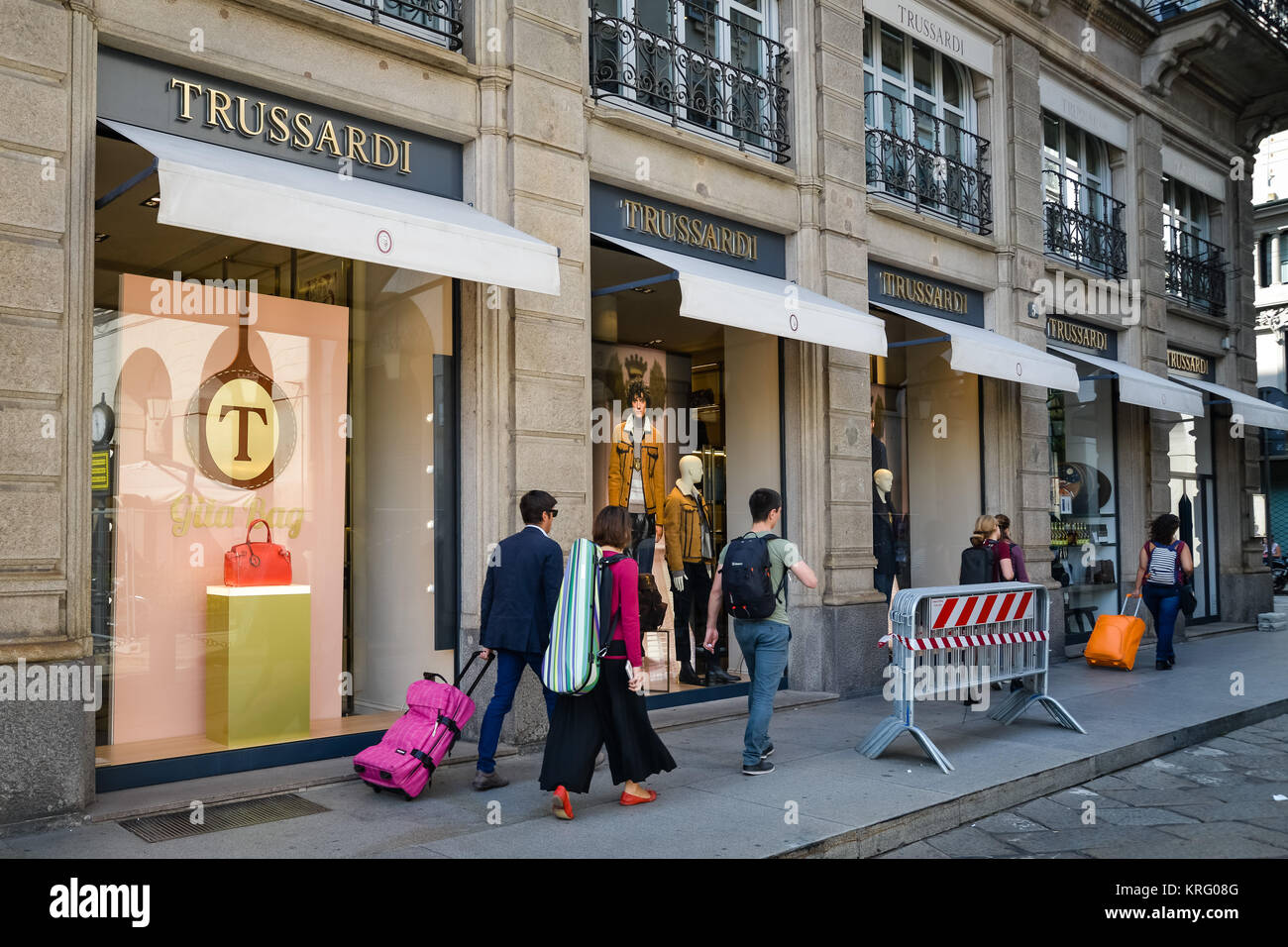 Milano, Italia - 24 Settembre 2017: Trussardi store a Milano. La settimana della moda di Trussardi shopping Foto Stock