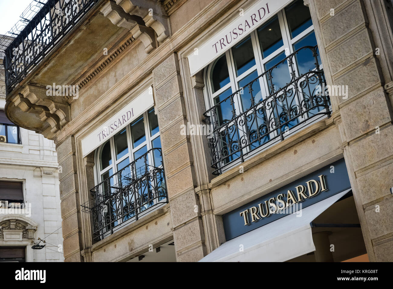 Milano, Italia - 24 Settembre 2017: Trussardi store a Milano. La settimana della moda di Trussardi shopping Foto Stock