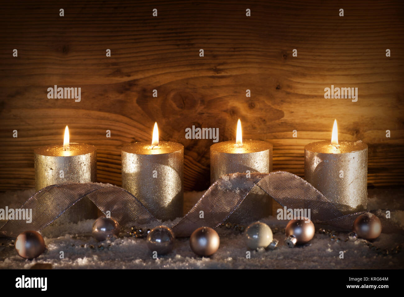 Candele di argento per il Quarto Avvento Foto Stock