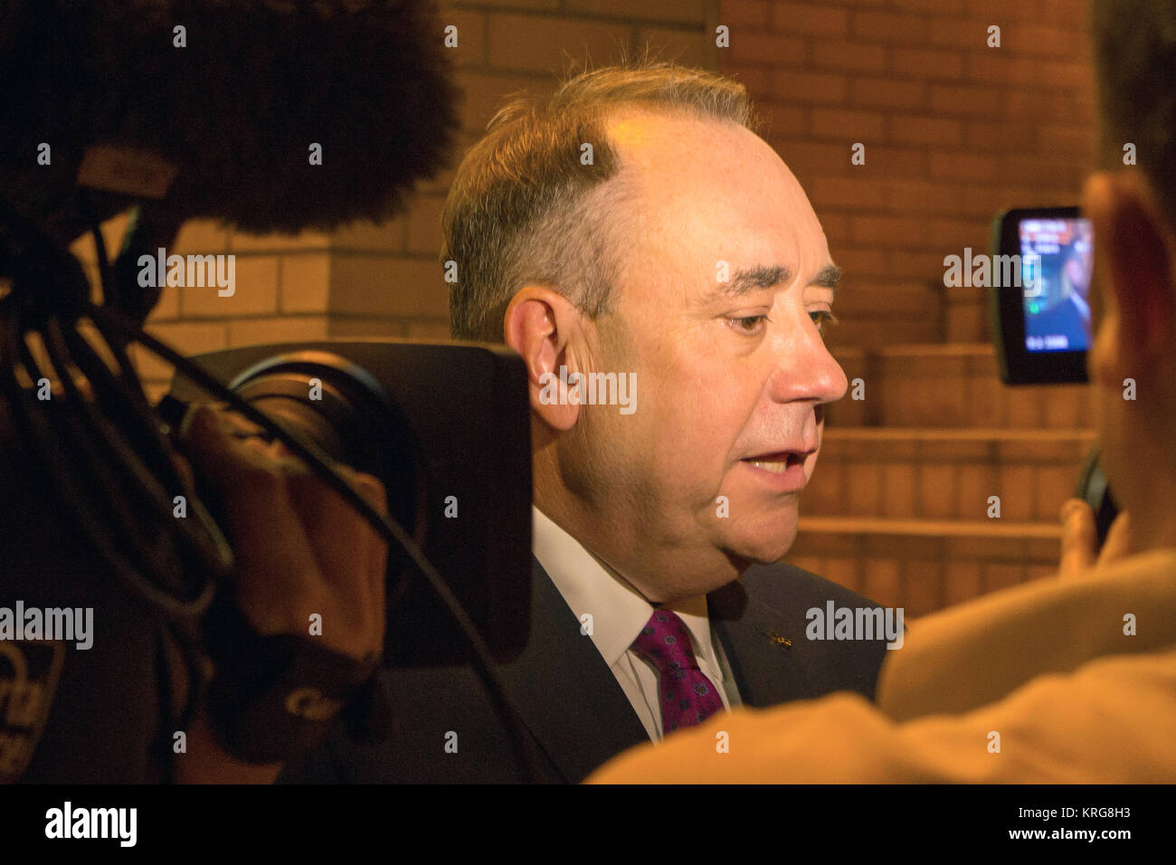 Alex Salmond MSP, Primo ministro di Scozia, al di fuori del Regio Conservatorio di Scozia, Glasgow, Scozia, 5 Agosto 2014 Foto Stock