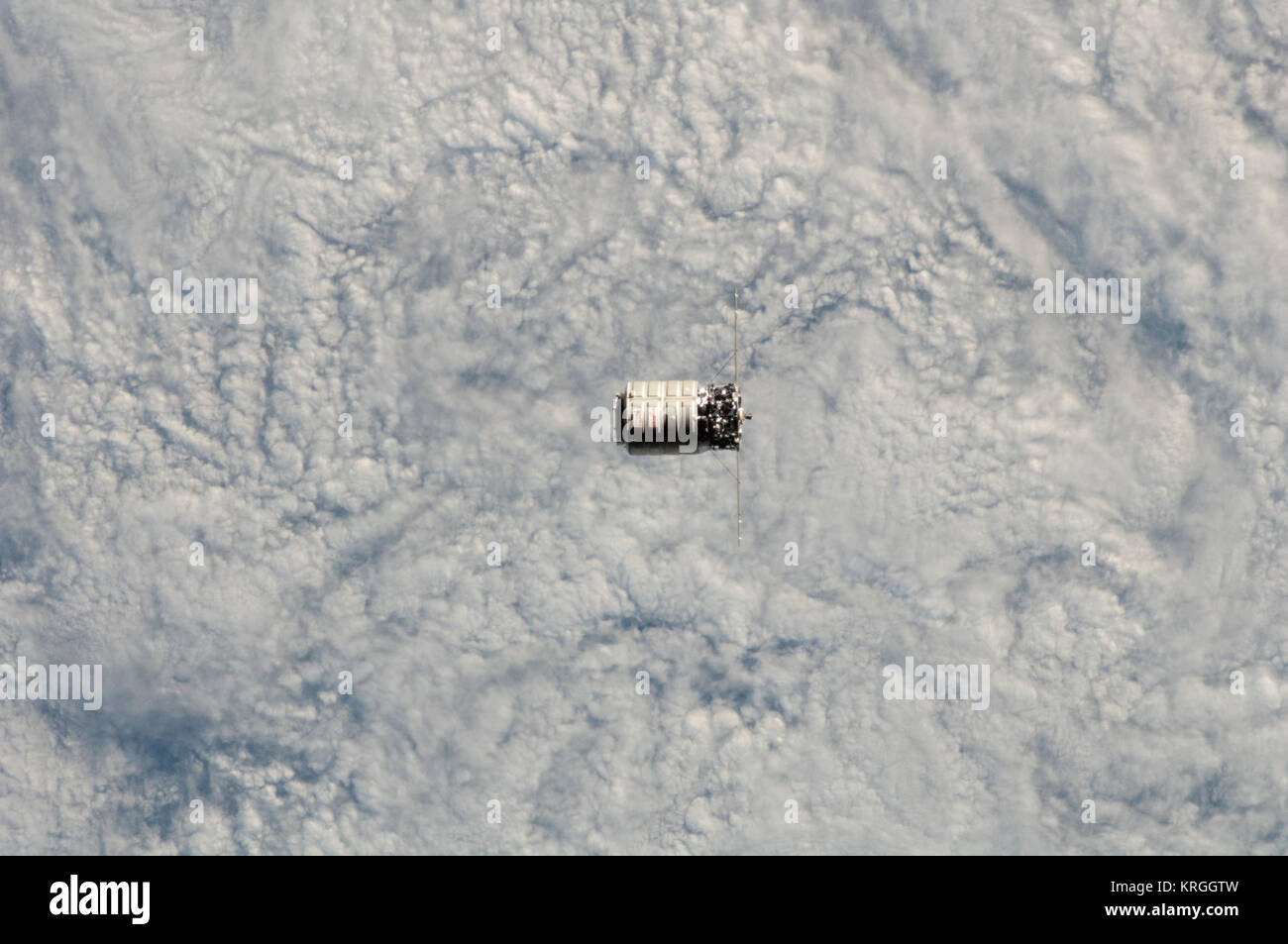 Cygnus 2 avvicinando alla stazione spaziale internazionale (ISS038-E-027448) Foto Stock