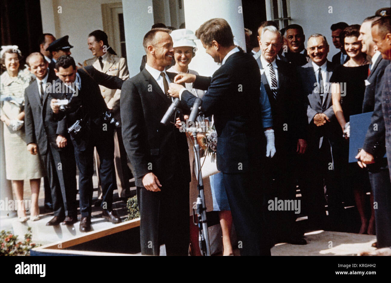 Shepard riceve la medaglia Foto Stock