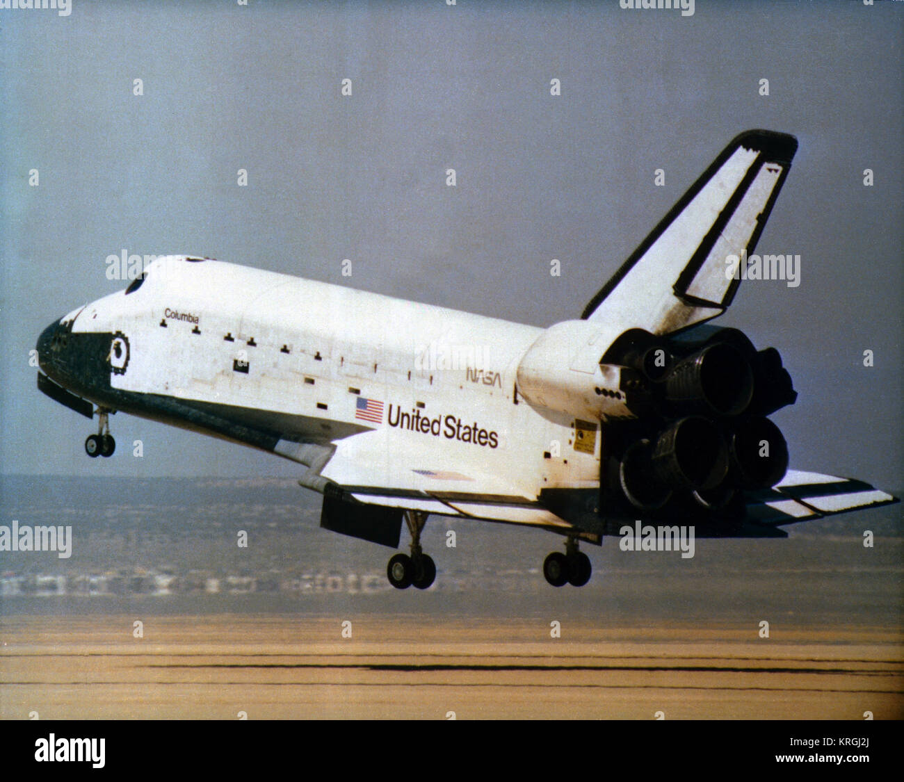 Space Shuttle Columbia terre alla fine di STS-1 Foto Stock