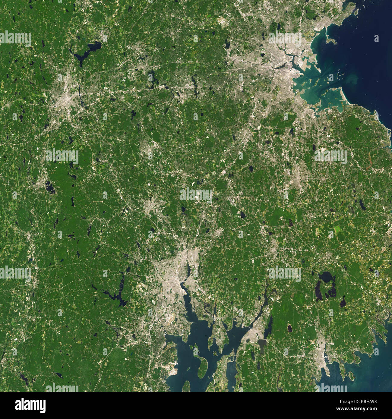 Il satellite Landsat 7 immagine di Boston/Providence area acquisita il 25 agosto 2014 il satellite Landsat 7 è un satellite americano utilizzato per acquisire in remoto le immagini rilevata della terra della superficie terrestre e che circondano le regioni costiere. Esso è mantenuto dal satellite Landsat 7 Progetto Science Office presso la NASA Goddard Space Flight Center in Greenbelt, MD. Serie di satelliti LANDSAT è stata di acquisire immagini della terra la superficie di terra dal 1972. Attualmente ci sono più di 2 milioni di immagini Landsat nella Nazionale di terra via satellite Remote Sensing archivio dati. Per ulteriori informazioni visitare il sito: <a href='http://landsat.usgs.gov/' rel="nofollow">Terreni Foto Stock