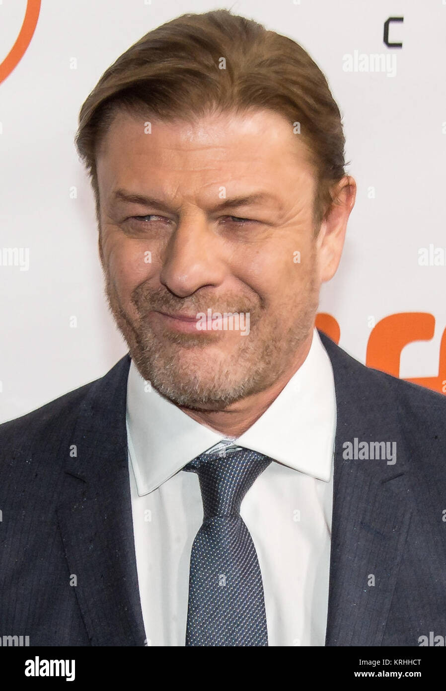 Attore Sean Bean assiste la premiere mondiale per 'Il marziano" al giorno due del Toronto International Film Festival al Roy Thomson Hall, Venerdì, Settembre 11, 2015 a Toronto. Gli scienziati della NASA e ingegneri è servita come consulenti tecnici sulla pellicola. Il film ritrae una visione realistica del clima e la topografia di Marte, sulla base dei dati della NASA, e alcune delle sfide che la NASA volti come ci prepariamo per l'esplorazione umana del pianeta rosso nel 2030s. Photo credit: (NASA/Bill Ingalls) Sean Bean TIFF 2015 Foto Stock