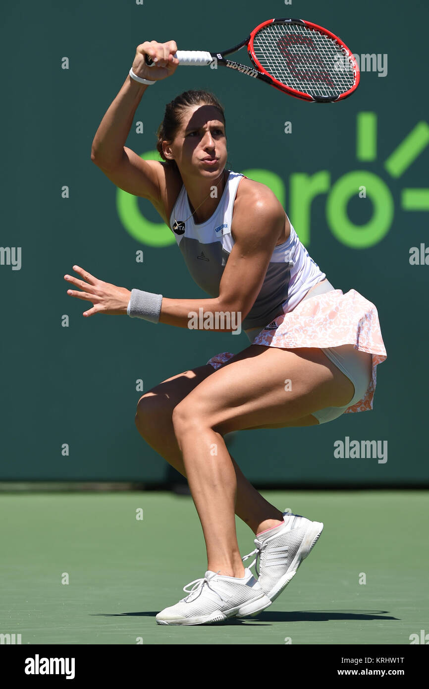 KEY BISCAYNE, FL - MARZO 31: Andrea Petkovic durante il giorno 9 del Miami aperto a Crandon Park Tennis Center su Marzo 31, 2015 in Key Biscayne, Florida. Persone: Andrea Petkovic Foto Stock