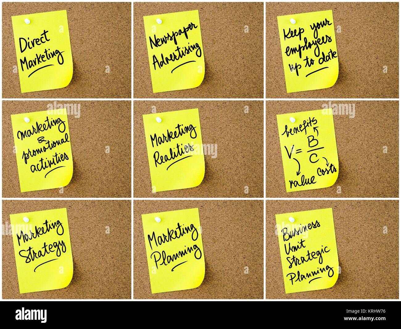 Photo Collage di Business e Marketing di appunti scritti su carta gialla post-it Foto Stock