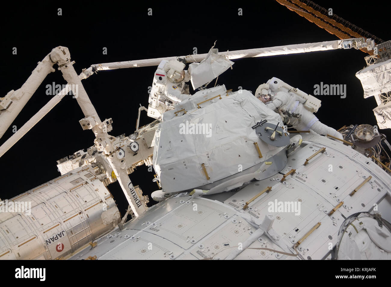ISS STS-130 EVA3 Robert Behnken e Nicholas Patrick 3 Foto Stock