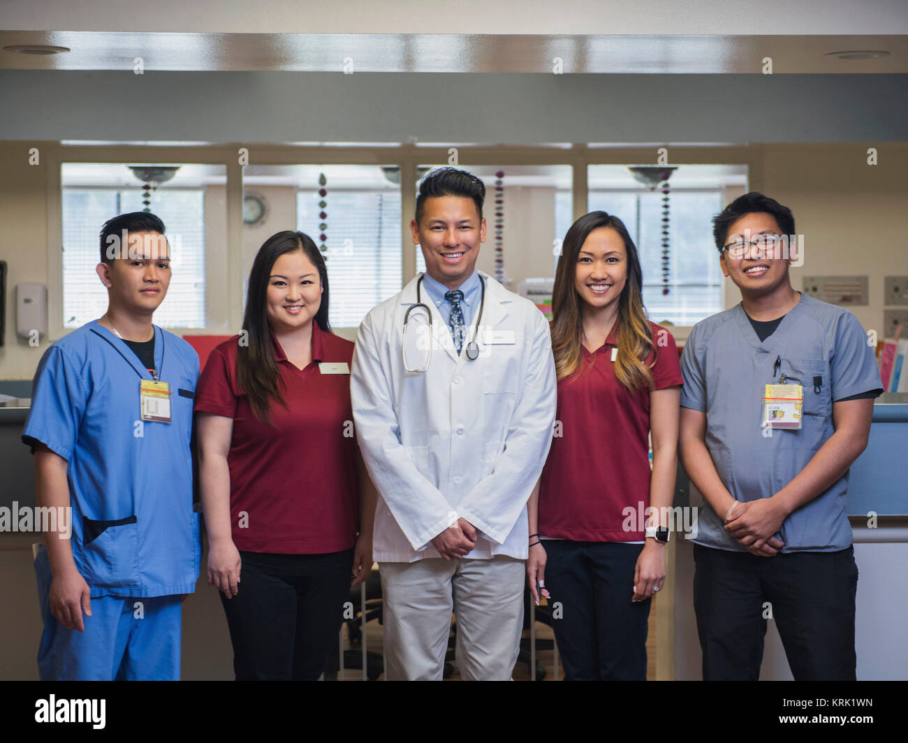 Ritratto di sorridere team medico in ospedale Foto Stock