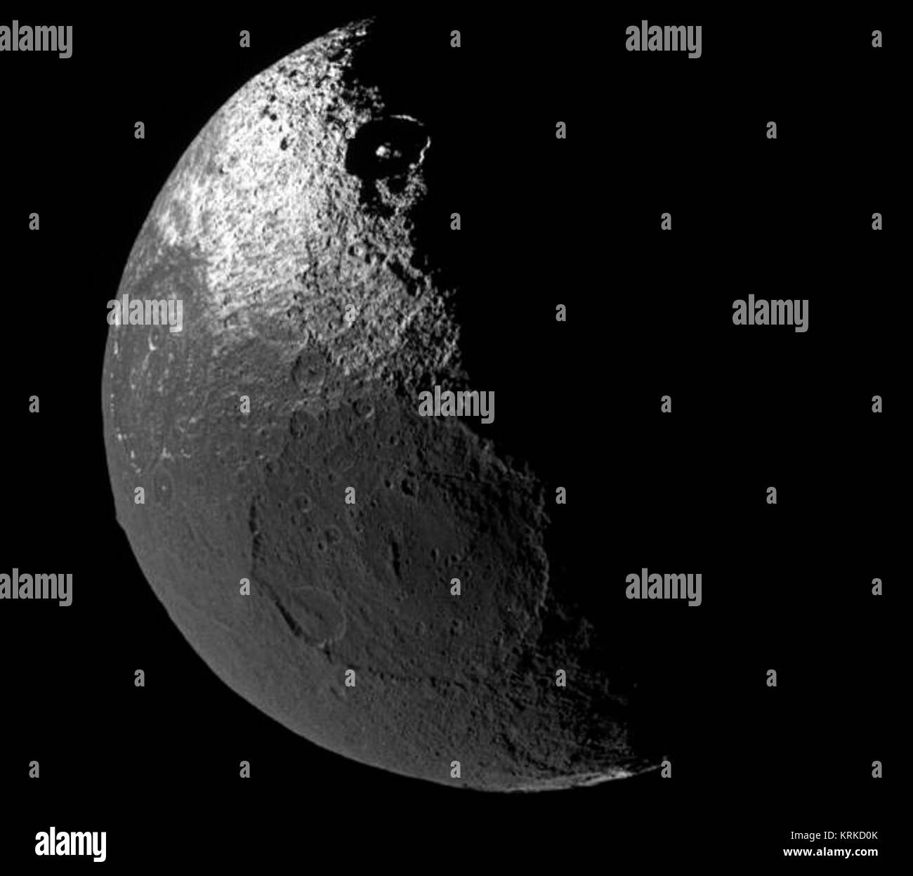 Una luna con due lati scuri Foto Stock
