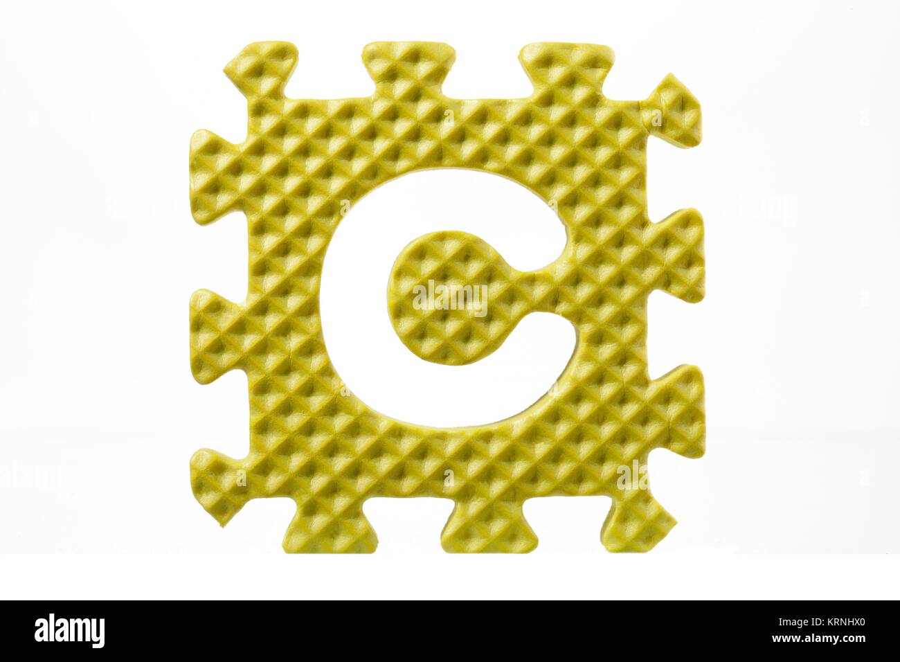 Alfabeto in gomma puzzle con una staccata lettera c Foto Stock
